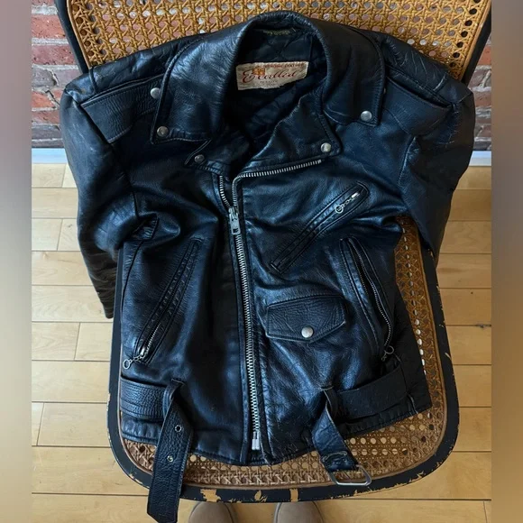 Classic Black Leather Biker Jacket - Women's - Picture 5 of 5